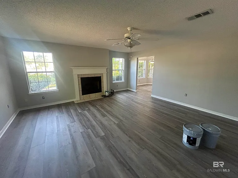 29595 Canal Rd — Photo 2