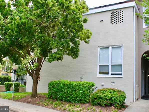 46 G St SW Unit B, Washington, DC 20024