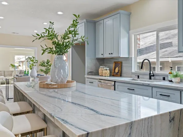 874 S 9th St, San Jose, CA 95112