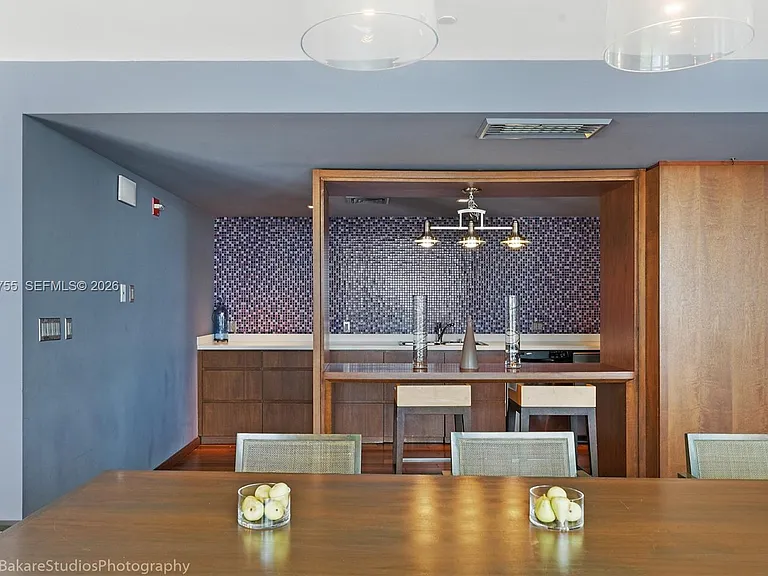 325 Biscayne Blvd #2020 — Photo 34