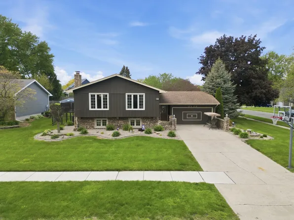 2232 Normandy Rd, Schererville, IN 46375