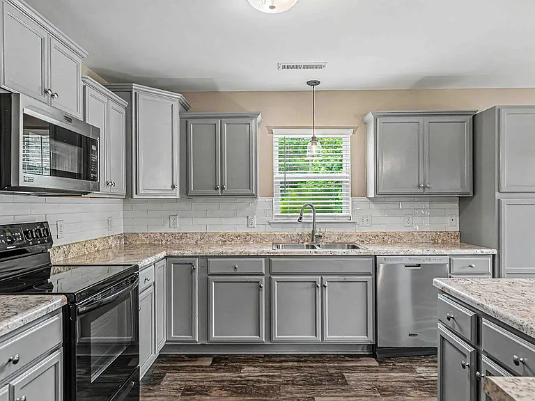 186 Peytons Ridge Dr — Photo 14