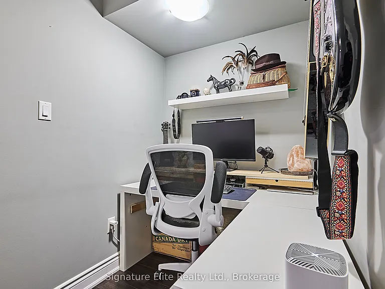 50 Merchant Ln #104 — Photo 31