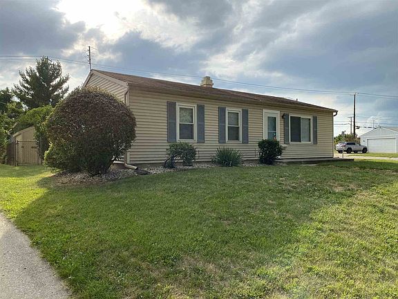 3rd image of 406 E Camden Dr
