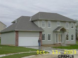 20930 McClellan Cres, Gretna, NE 68028