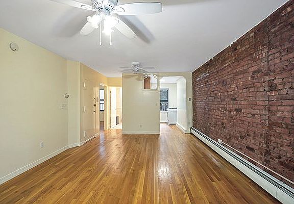 2nd image of 254 10th Ave #2