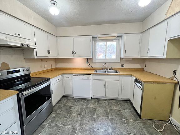 4th image of 1344 Waverly Rd