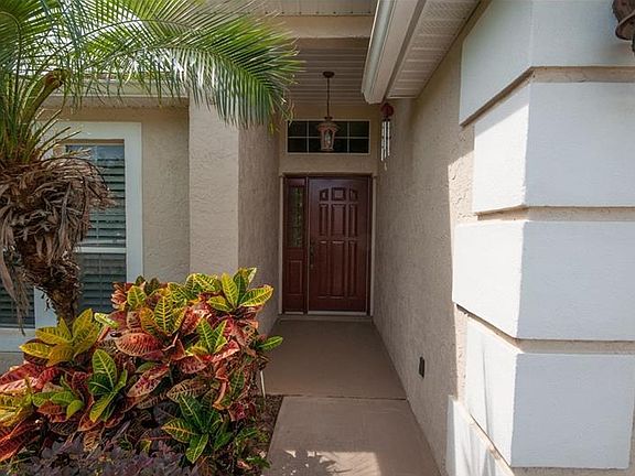 3rd image of 103 Boulder Ct