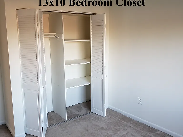 9524 Miranda Ct — Photo 19