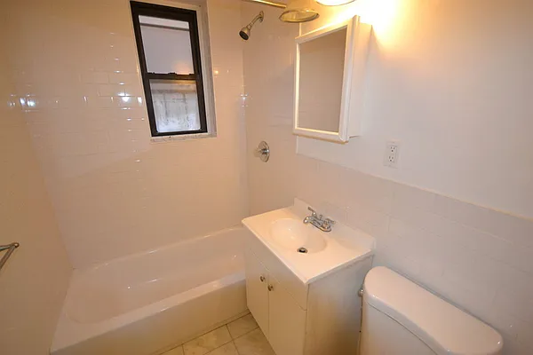 Rented by Silverstein Collection LLC  | media 12