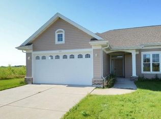 370-374 Bella Way, Sun Prairie, WI 53590
