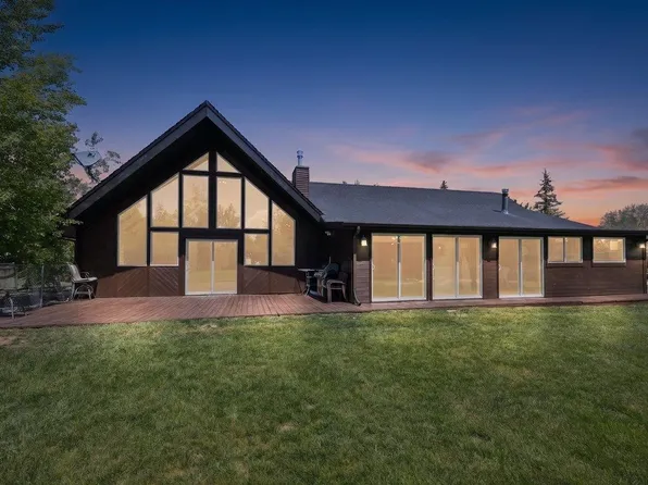 201 Broken Circle Dr, Evanston, WY 82930
