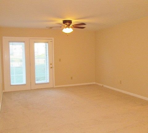 5th image of 10160 Carnation Ct APT 3