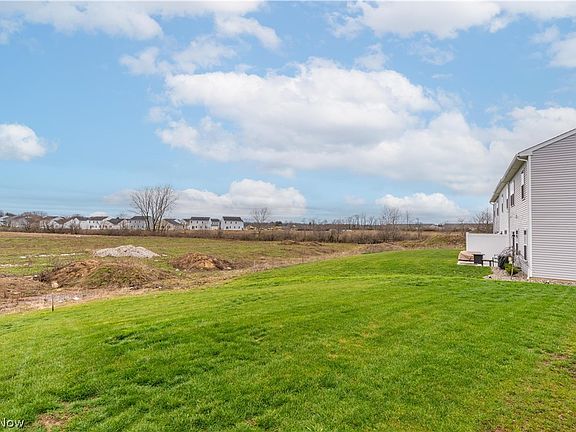 2nd image of 435 Honeycrisp Dr NE
