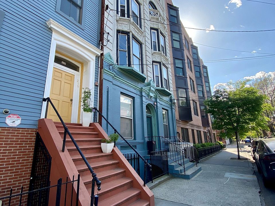quaint, quiet, 4th Street in historic downtown jersey city