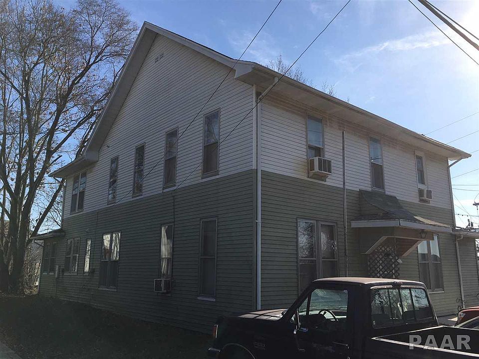 2nd image of 210 S Pearl St