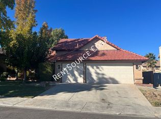 39219 Yellowstone St, Palmdale, CA 93551