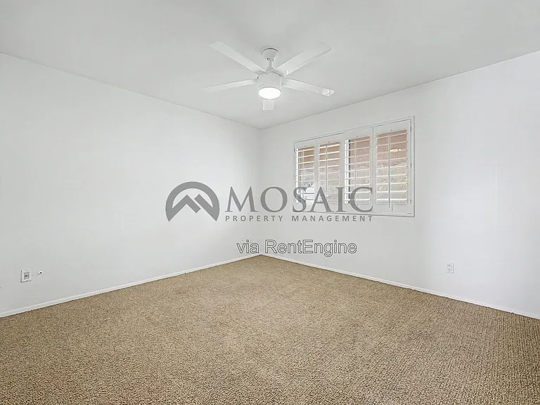 3333 E Medlock Dr — Photo 24