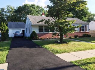 2769 Bellview Dr, Bensalem, PA 19020