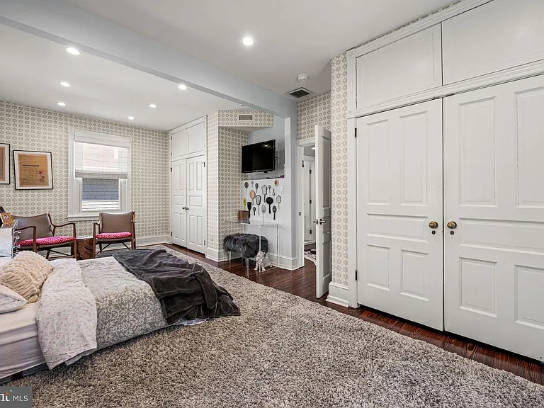 217 Wayne Ave — Photo 14
