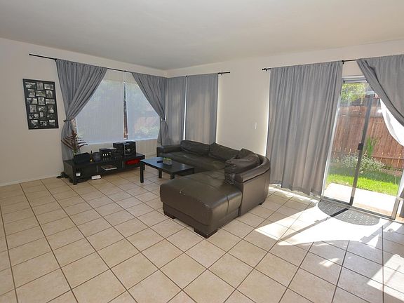 3rd image of 441 San Vincente Cir