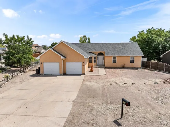 830 Aguilar Dr, Pueblo, CO 81007