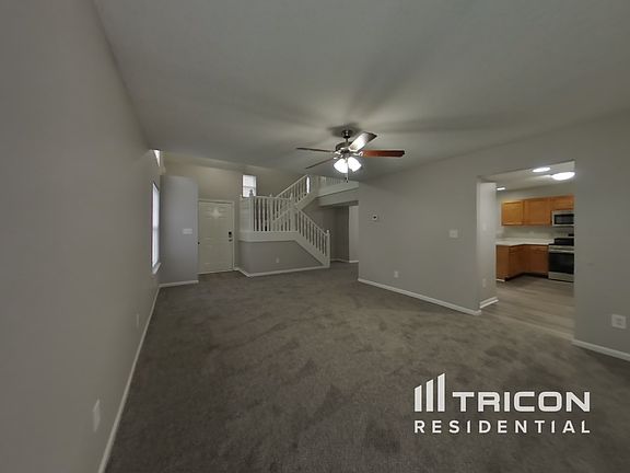 3rd image of 1799 Long Lake Dr