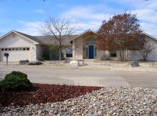 2115 Bluff Ridge Dr, Kerrville, TX 78028