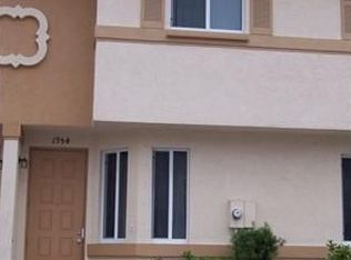 1954 Hibiscus Ln, West Palm Beach, FL 33404