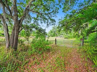 4103 Stanley Rd, Plant City, FL 33565