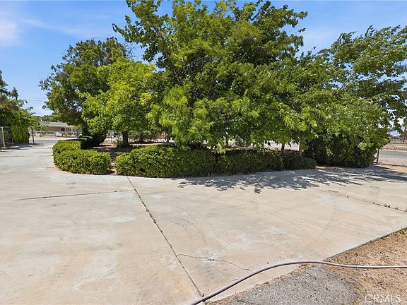 2nd image of 8585 Hickory Rd
