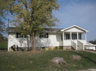 11 Willow Creek Rd, Winfield, MO 63389