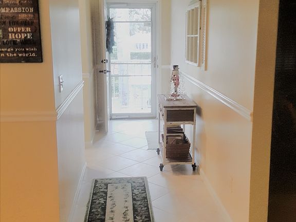 3rd image of 3705 Amberly Cir APT F203
