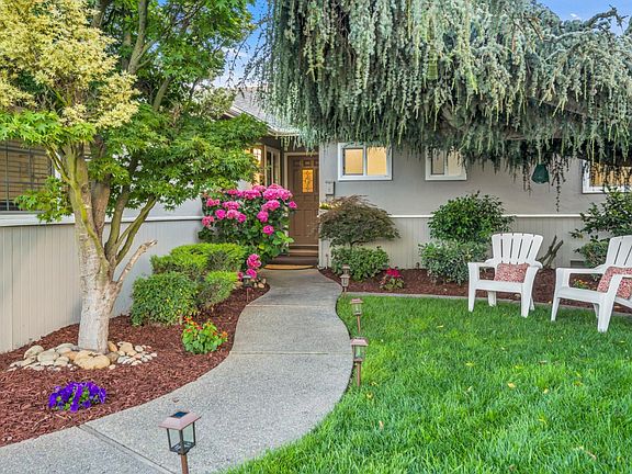 4th image of 673 Larkmead Ct