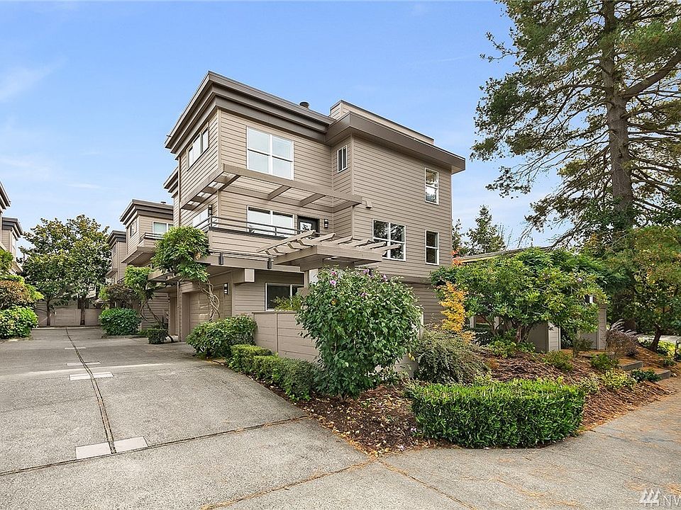 1st image of 12506 26th Ave NE APT 101