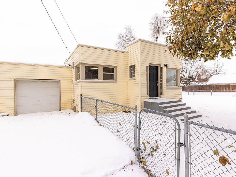 1st image of 13321 E Valleyway Ave