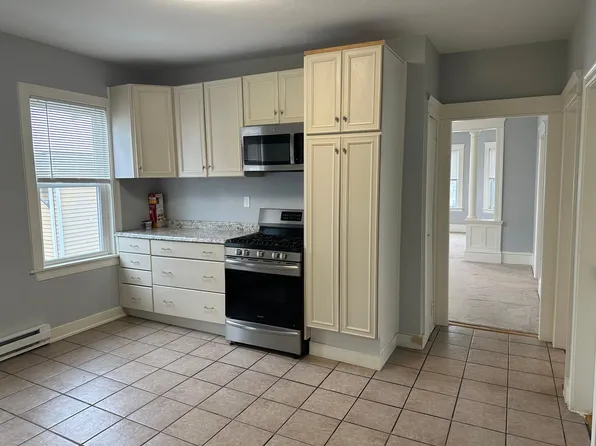 (undisclosed Address), Worcester, MA 01610