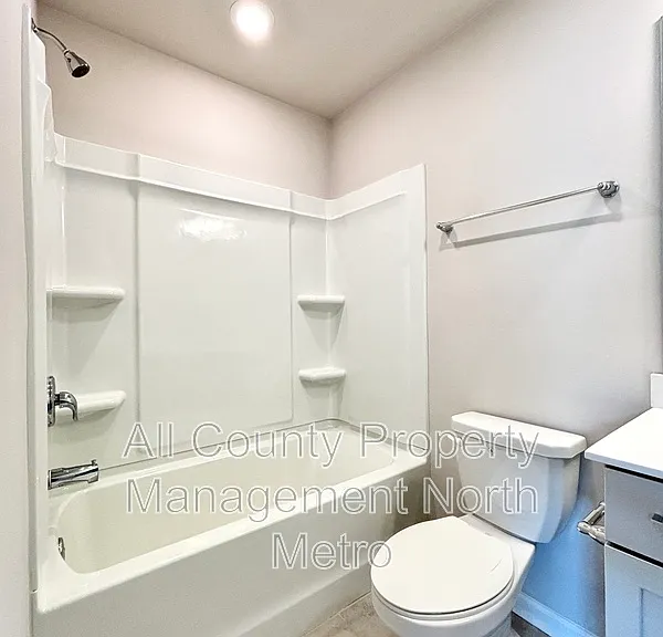 3518 Hidden Valley Cir — Photo 12