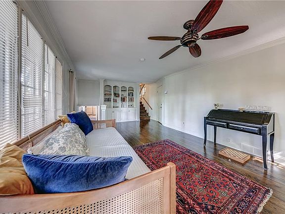 5th image of 8201 W 97th Ter