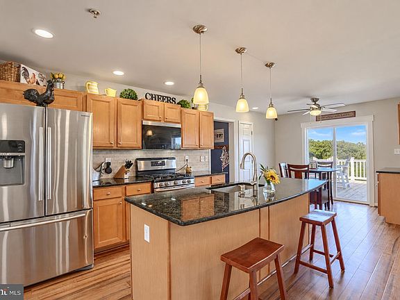 3rd image of 2126 Harkins Rd
