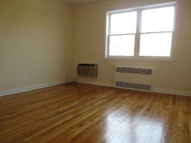 2nd image of 5051 207th St