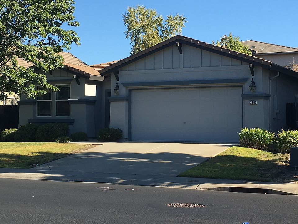 2103 Arnold Drive