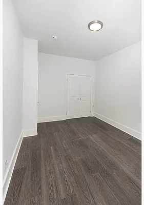 Rented by RealTegrity NY LLC | media 82