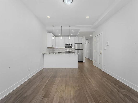 4th image of 1645 W 17th St #2