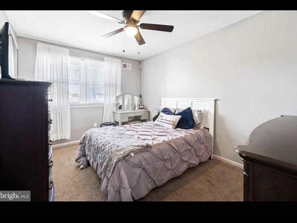 1st image of 23 Newland Ct
