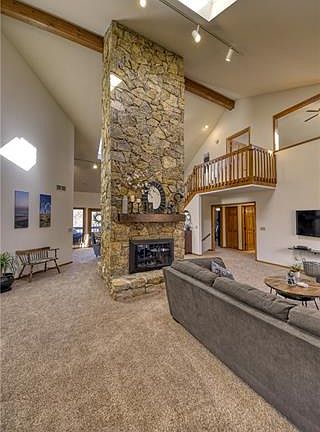 4th image of 5219 NW Bluff Dr