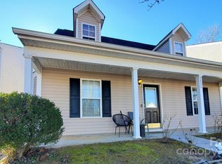 8024 Bronze Pike Dr, Charlotte, NC 28273