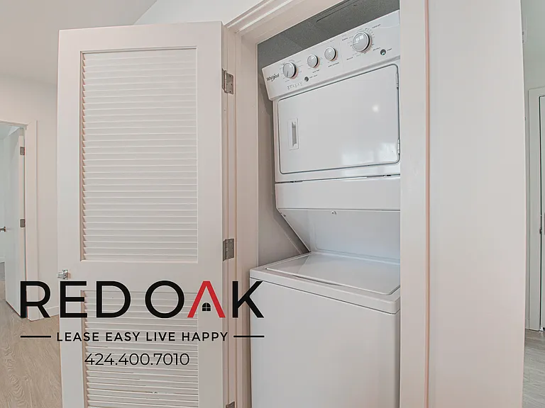 847 S Sherbourne Dr #13 — Photo 11