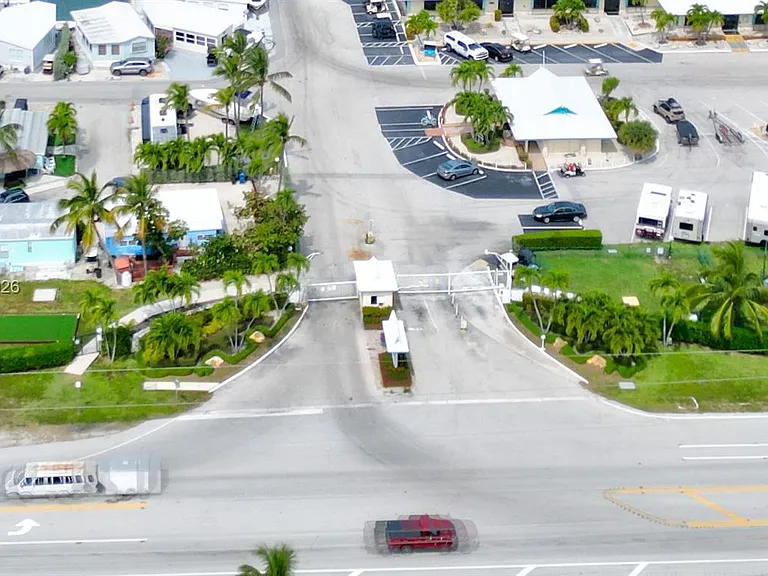 65821 Overseas Hwy #98 — Photo 37