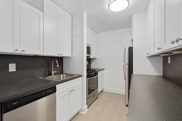 Rented by MNS | media 10